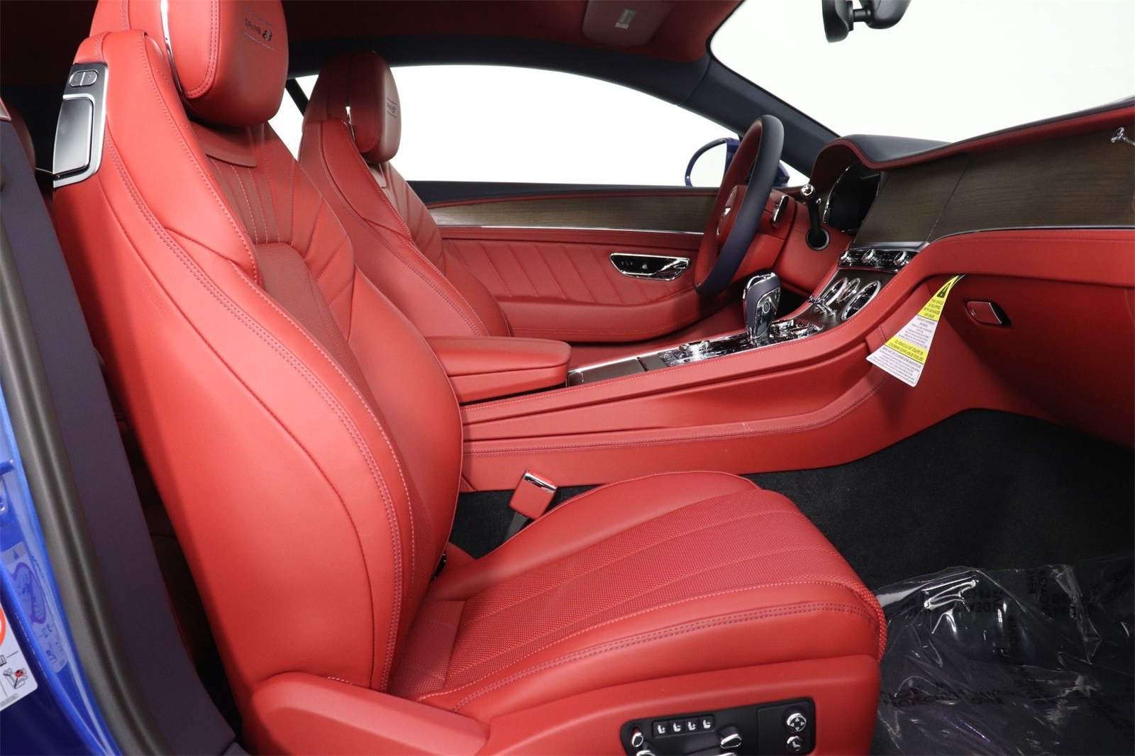 2024 Bentley Continental GT V8 photo 19