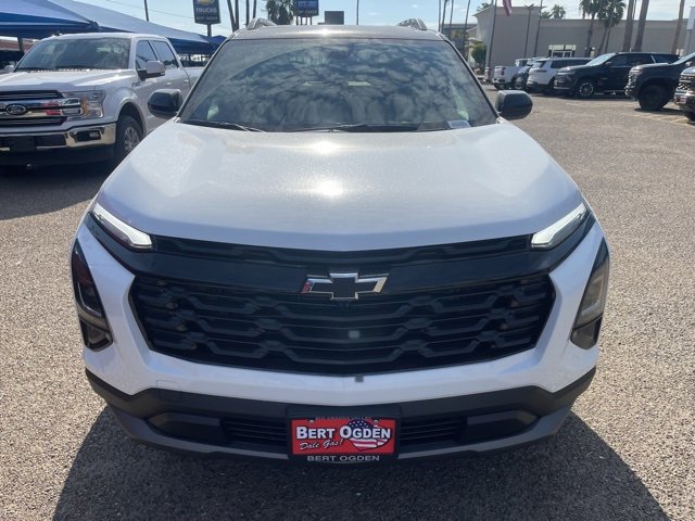 2026 Chevrolet Equinox LT photo 2