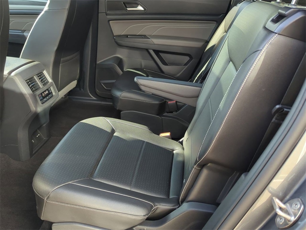 2023 Volkswagen Atlas V6 SEL R-Line photo 20