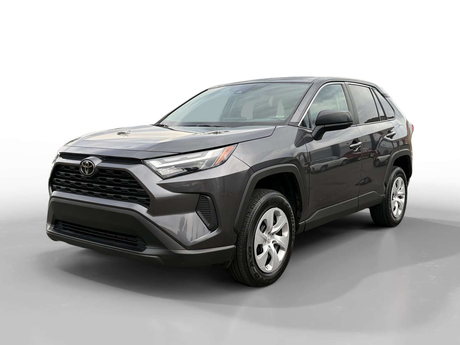 2024 Toyota RAV4 LE's photo
