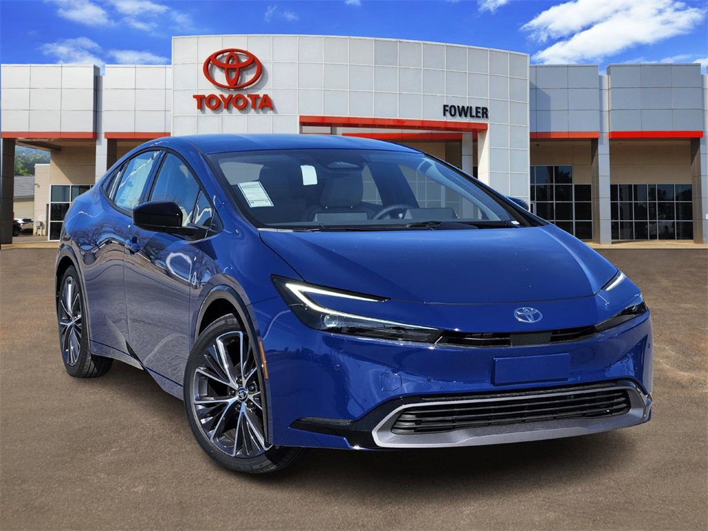 2026 Toyota Prius XLE's photo