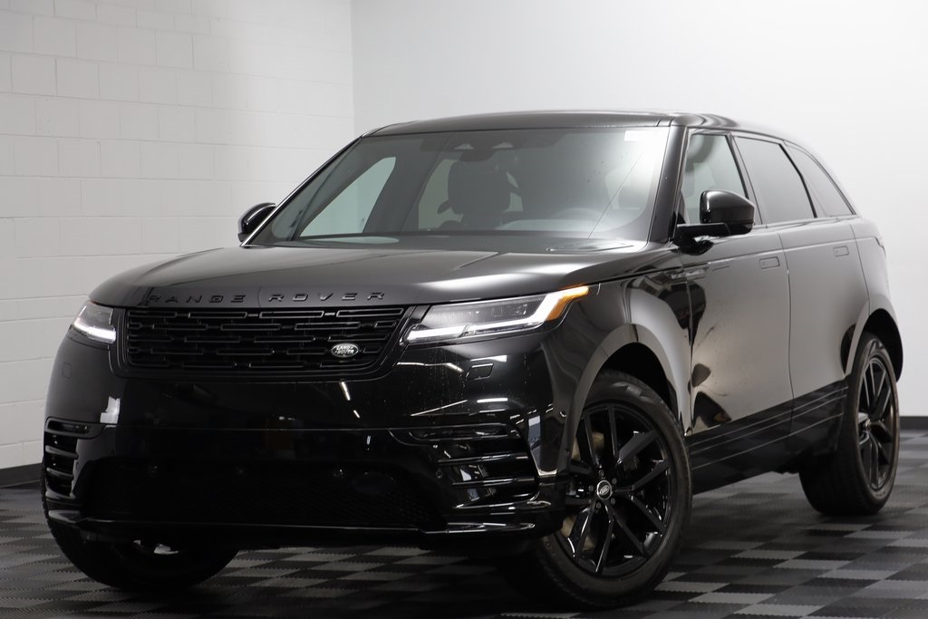 2026 Land Rover Range Rover Velar Dynamic SE's photo