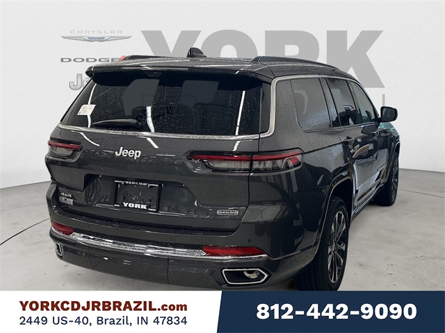 2025 Jeep Grand Cherokee Overland photo 4