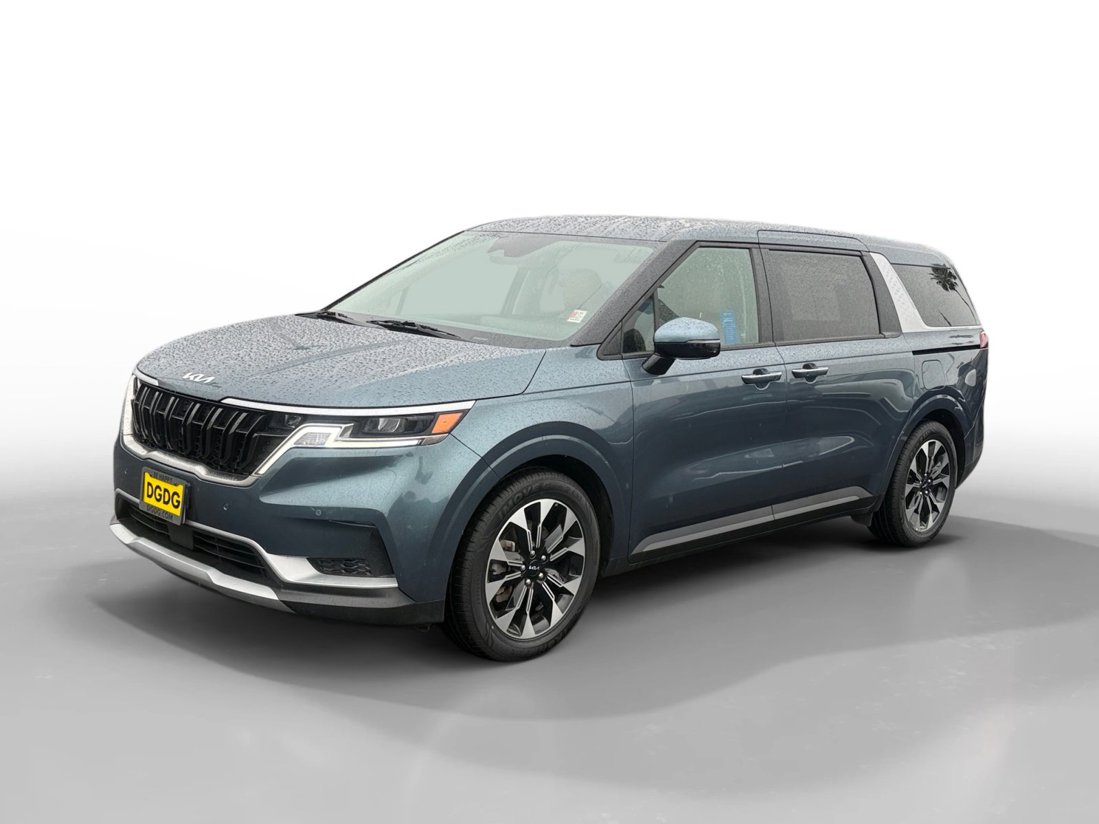 2024 Kia Carnival EX's photo