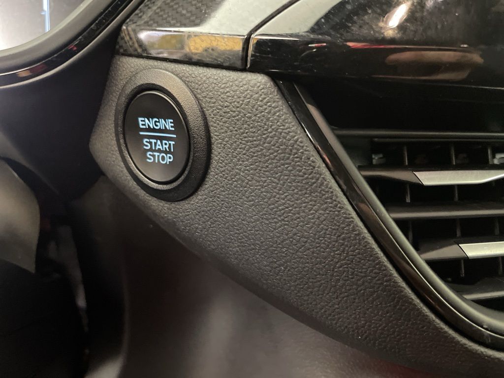 2023 Ford Escape ST-Line photo 22