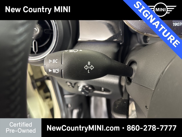 2023 Mini Cooper Signature photo 21