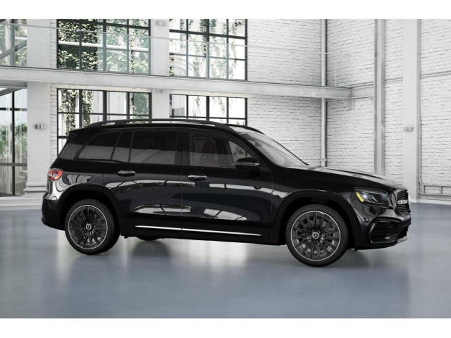 2025 Mercedes Benz GLB 250 photo 14