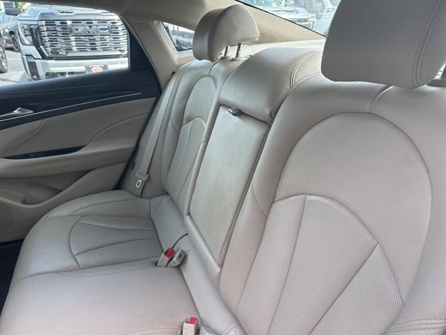 2018 Buick LaCrosse Essence photo 23