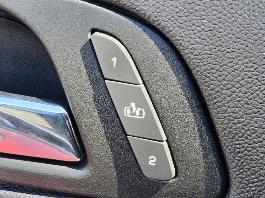 2007 Cadillac Escalade Base photo 10