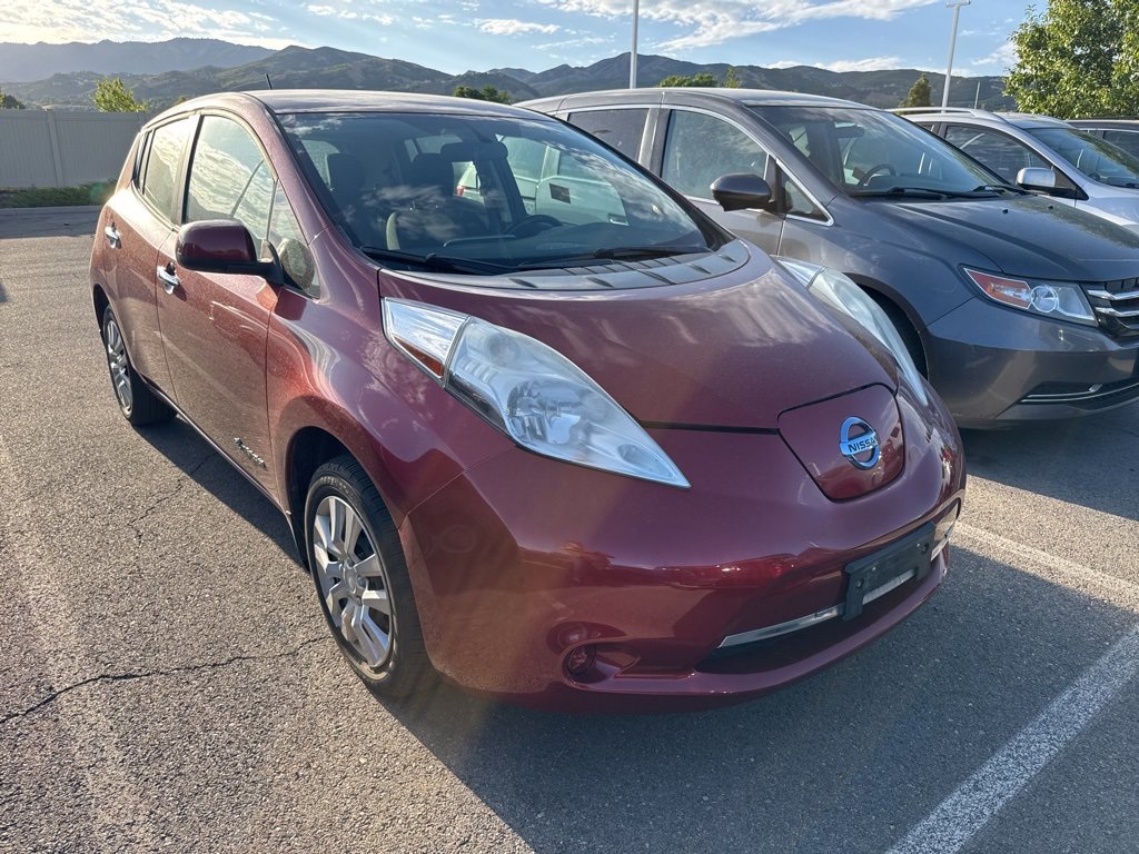 Used 2015 Nissan LEAF S with VIN 1N4AZ0CP3FC334796 for sale in Bountiful, UT