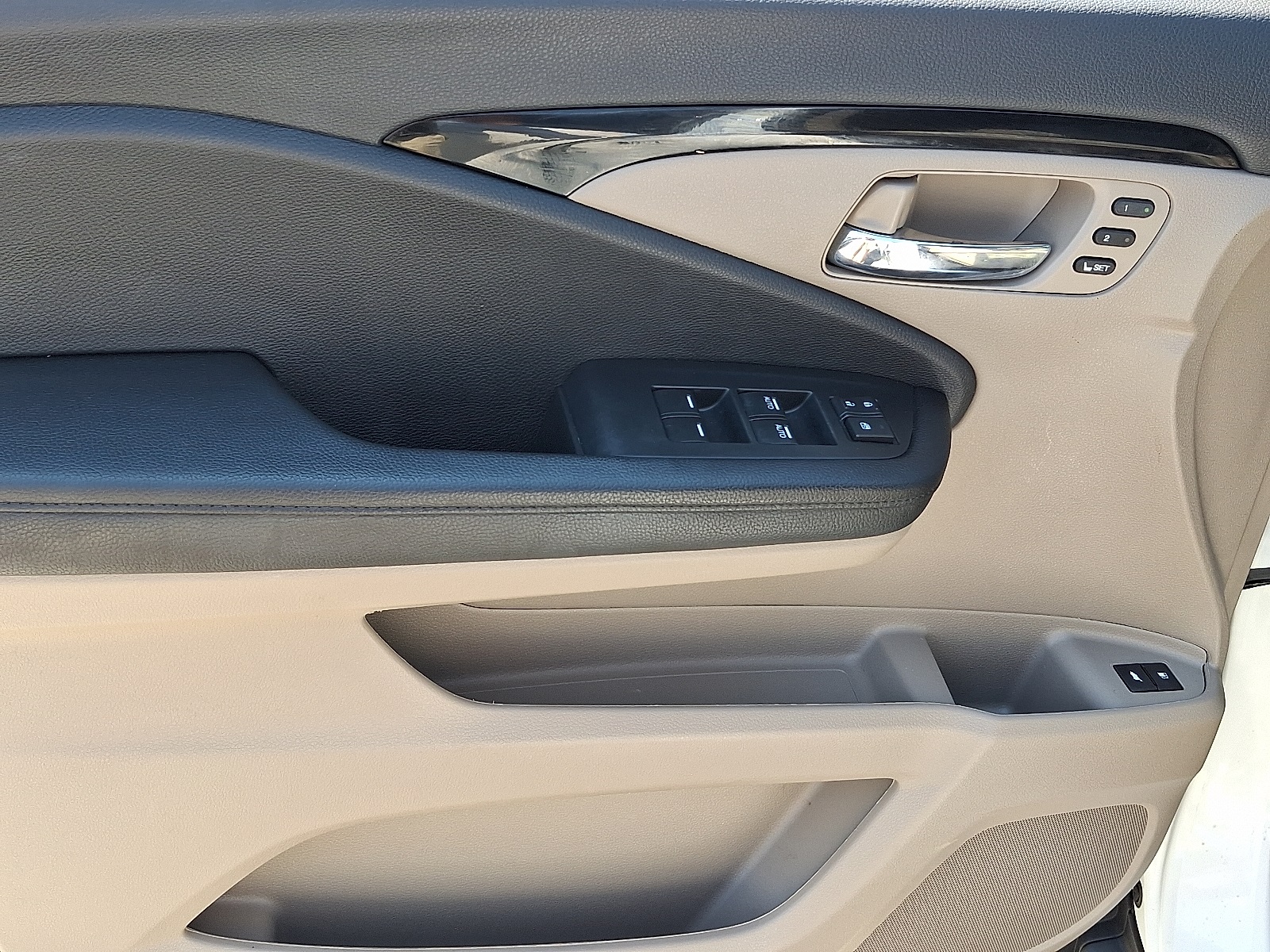2022 Honda Pilot Touring photo 15