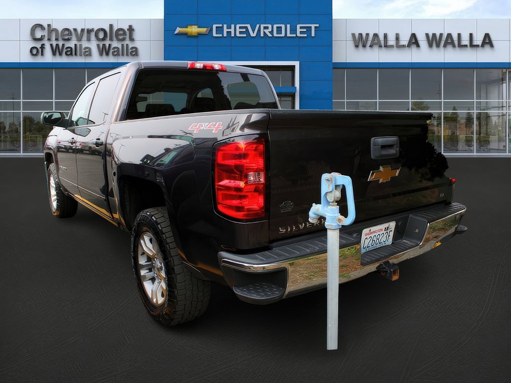 2016 Chevrolet Silverado 1500 LT photo 4