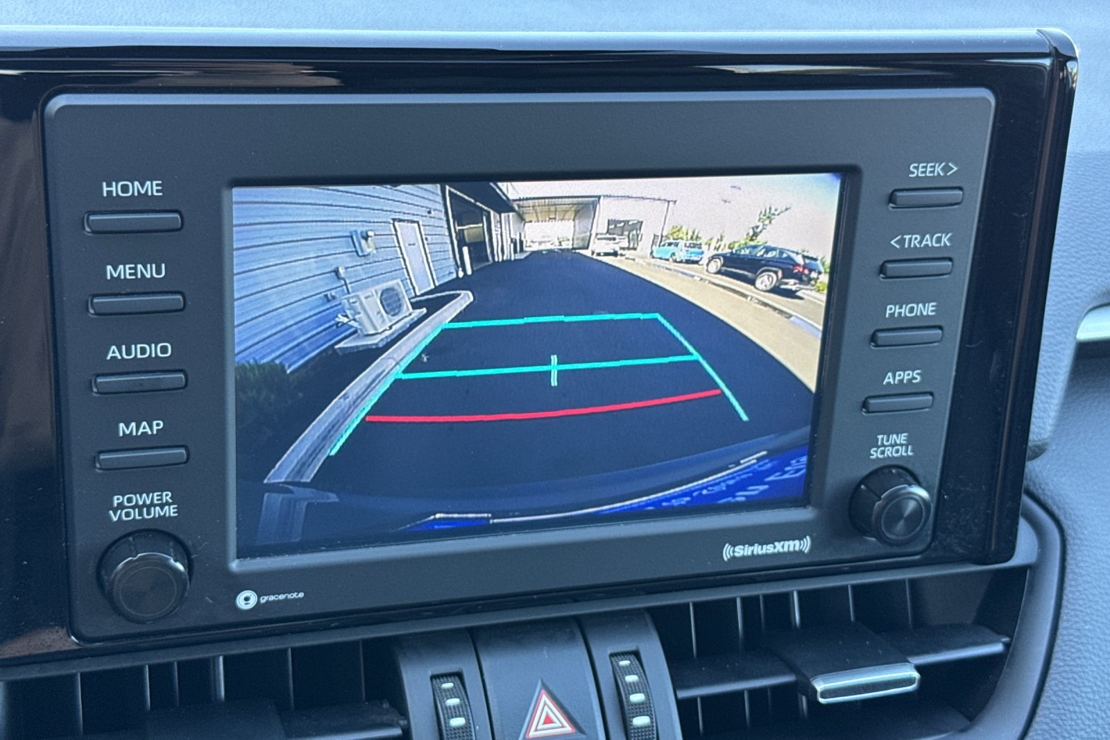 2021 Toyota RAV4 XLE Premium photo 21