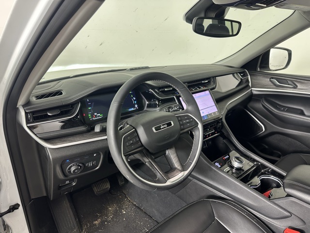 2022 Jeep Grand Cherokee Limited 4xe photo 17