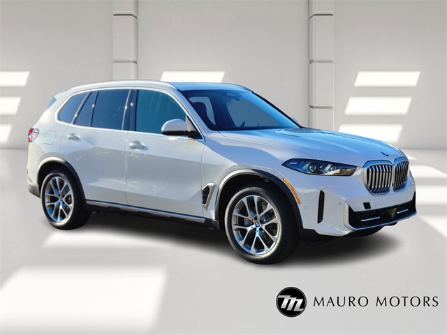 2026 BMW X5 40i's photo