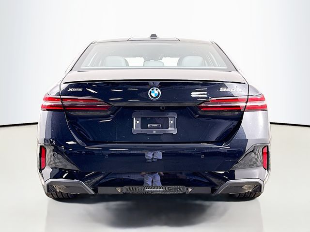 2026 Bmw 550e xDrive photo 6