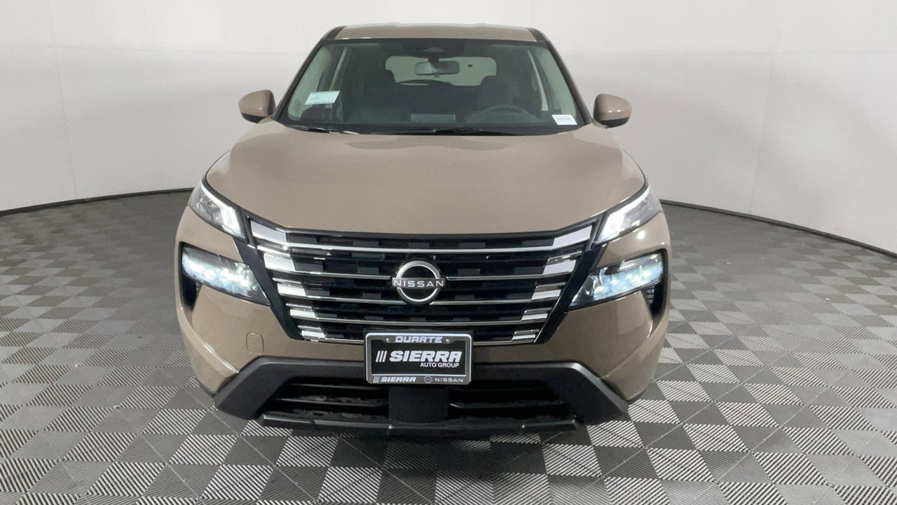 2025 Nissan Rogue SV photo 9