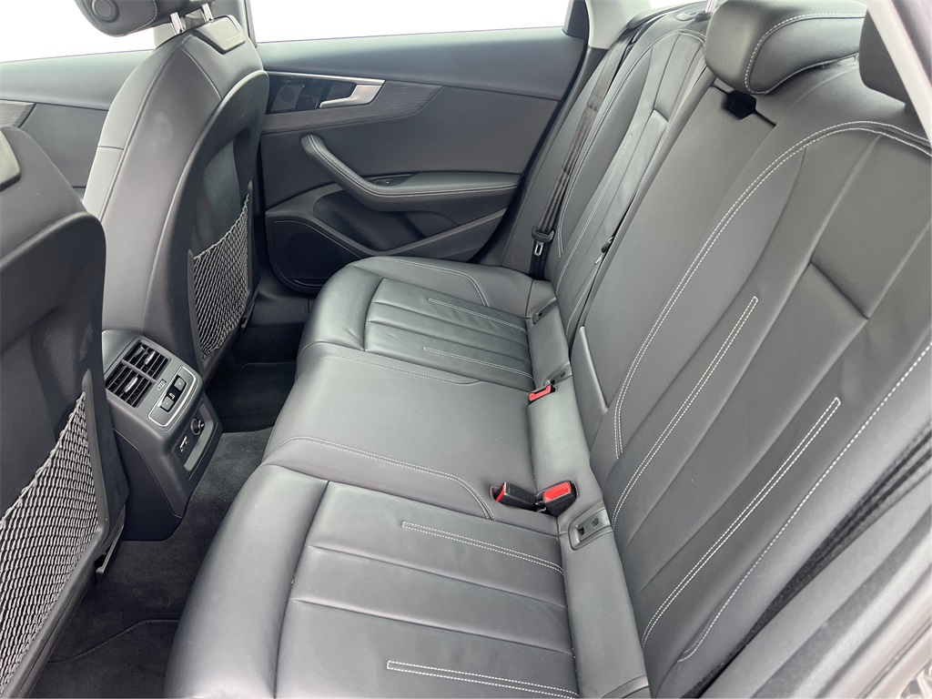2021 Audi A4 40 Premium Plus Quattro photo 10