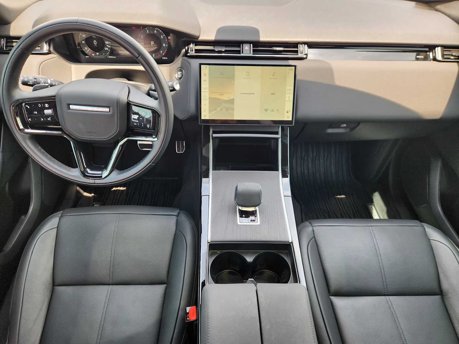 2025 Land Rover Range Rover SE photo 20