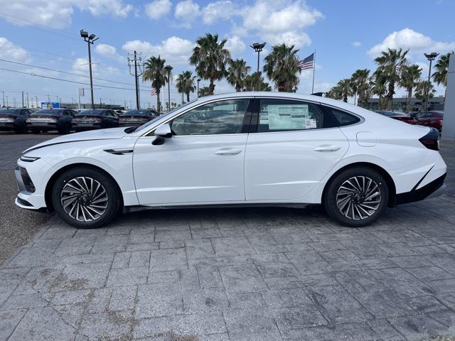 2025 Hyundai Sonata Hybrid SEL photo 4