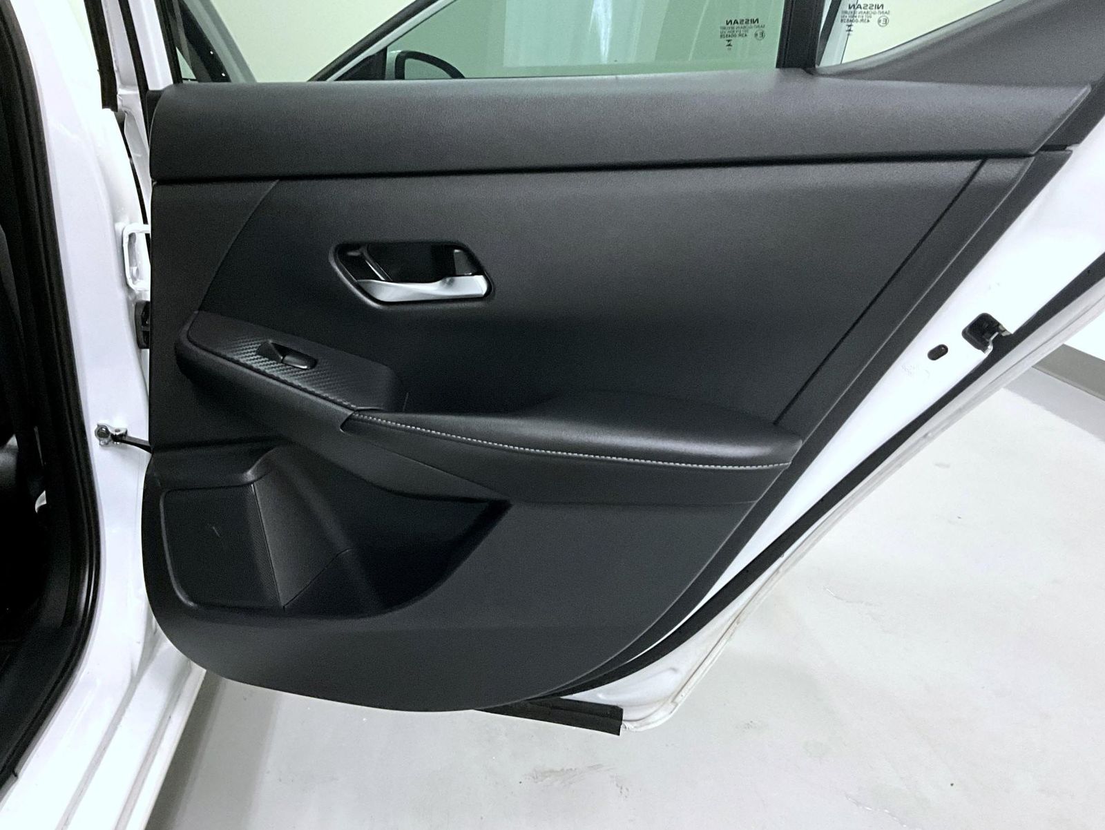 2023 Nissan Sentra SV photo 17