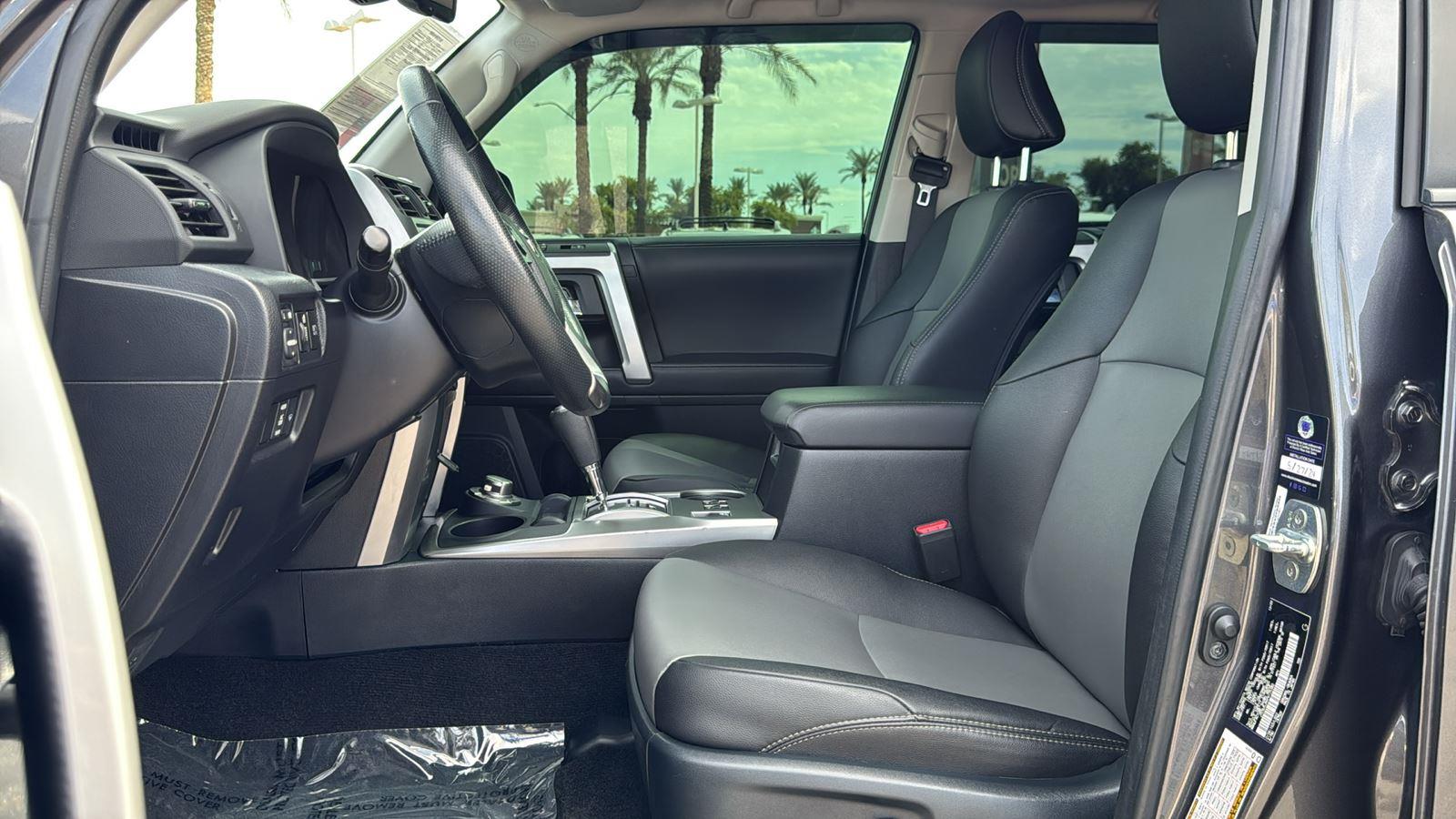2023 Toyota 4Runner SR5 Premium photo 28