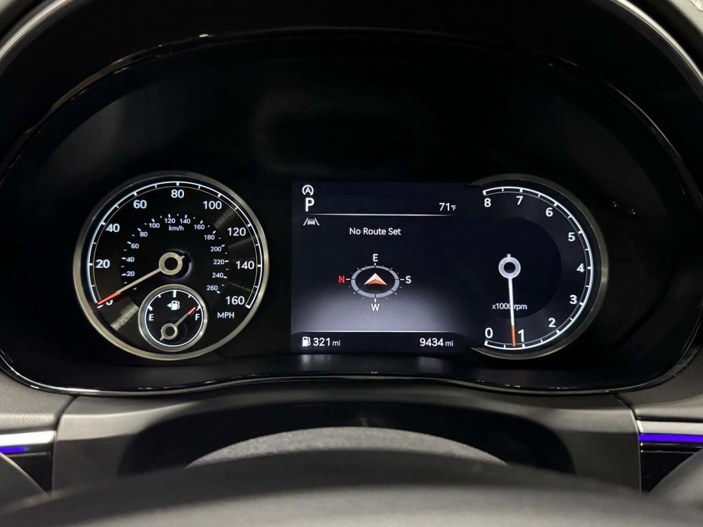2025 Genesis GV70 3.5T Sport photo 12