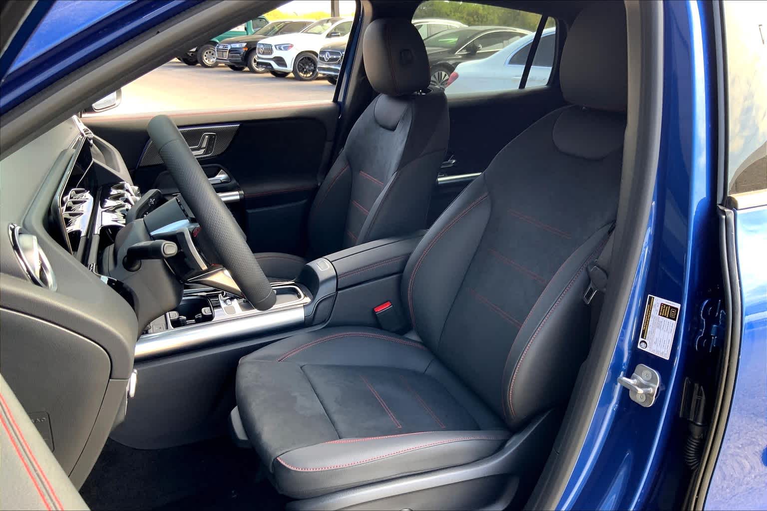2025 Mercedes Benz GLA 250 photo 15