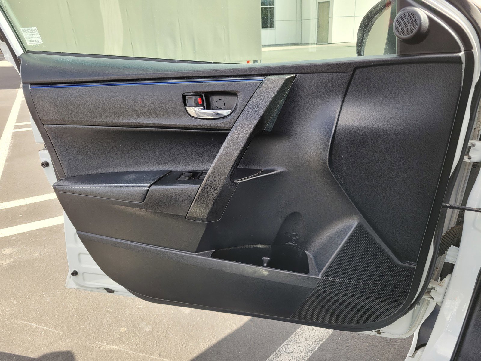 2019 Toyota Corolla XLE XSE photo 26