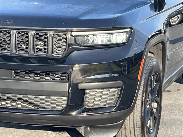 2024 Jeep Grand Cherokee Altitude photo 7