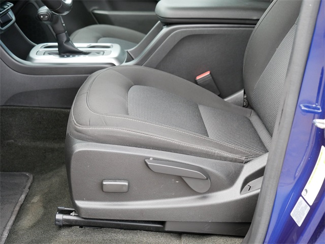 2016 Chevrolet Colorado LT photo 14