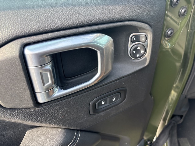 2021 Jeep Wrangler Unlimited Sahara 4xe photo 8