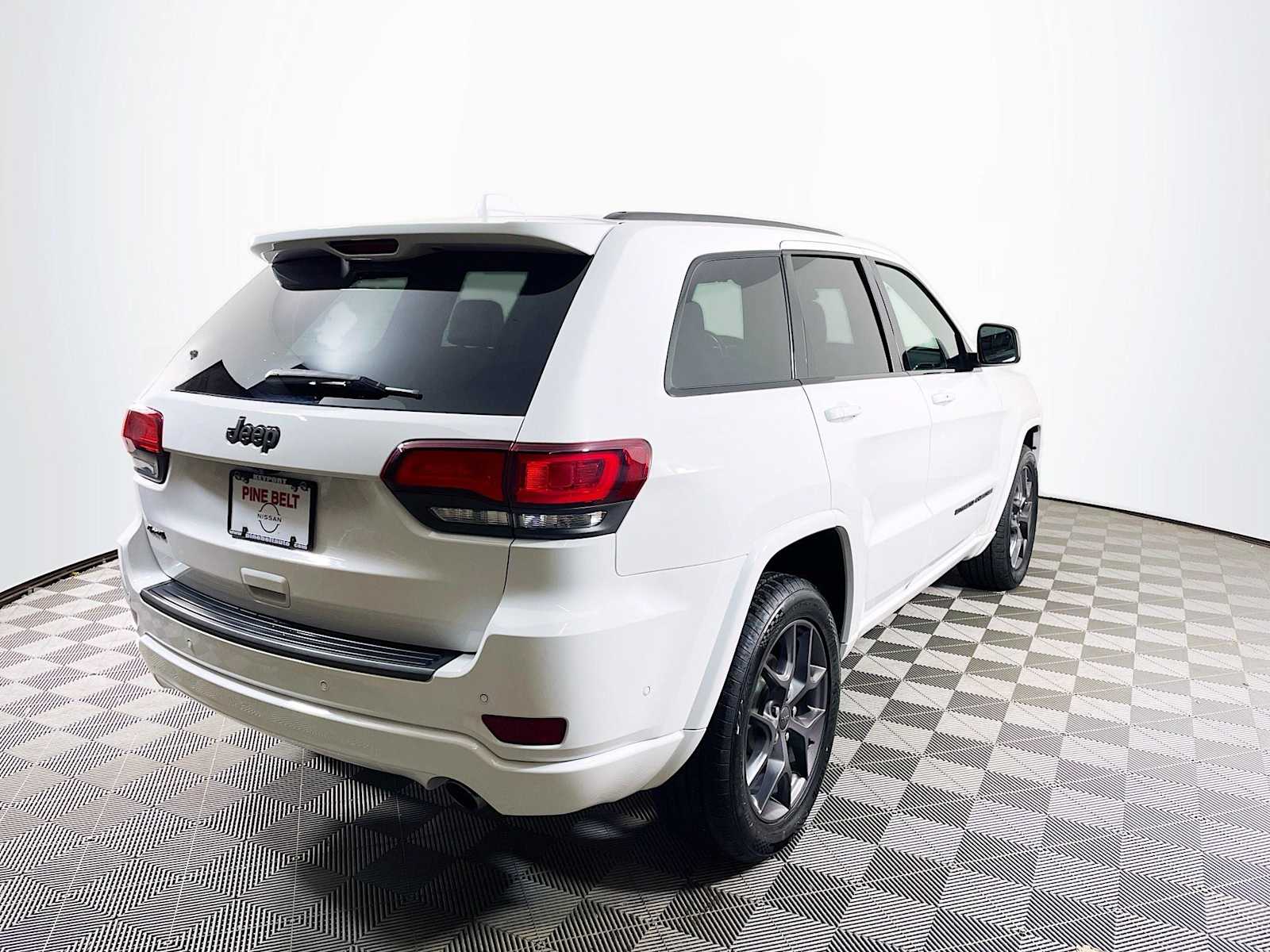 2021 Jeep Grand Cherokee Limited photo 4