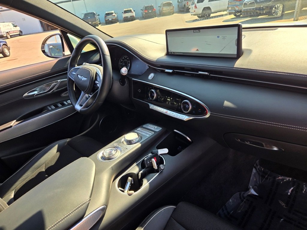 2022 Genesis GV70 2.5T Sport Prestige photo 3