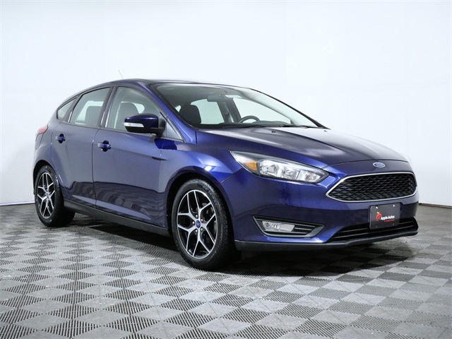 2017 Ford Focus SEL's photo