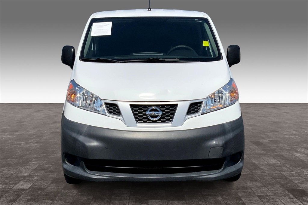 2017 Nissan NV200 S photo 3