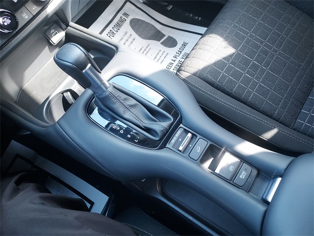 2024 Honda HR-V LX photo 14