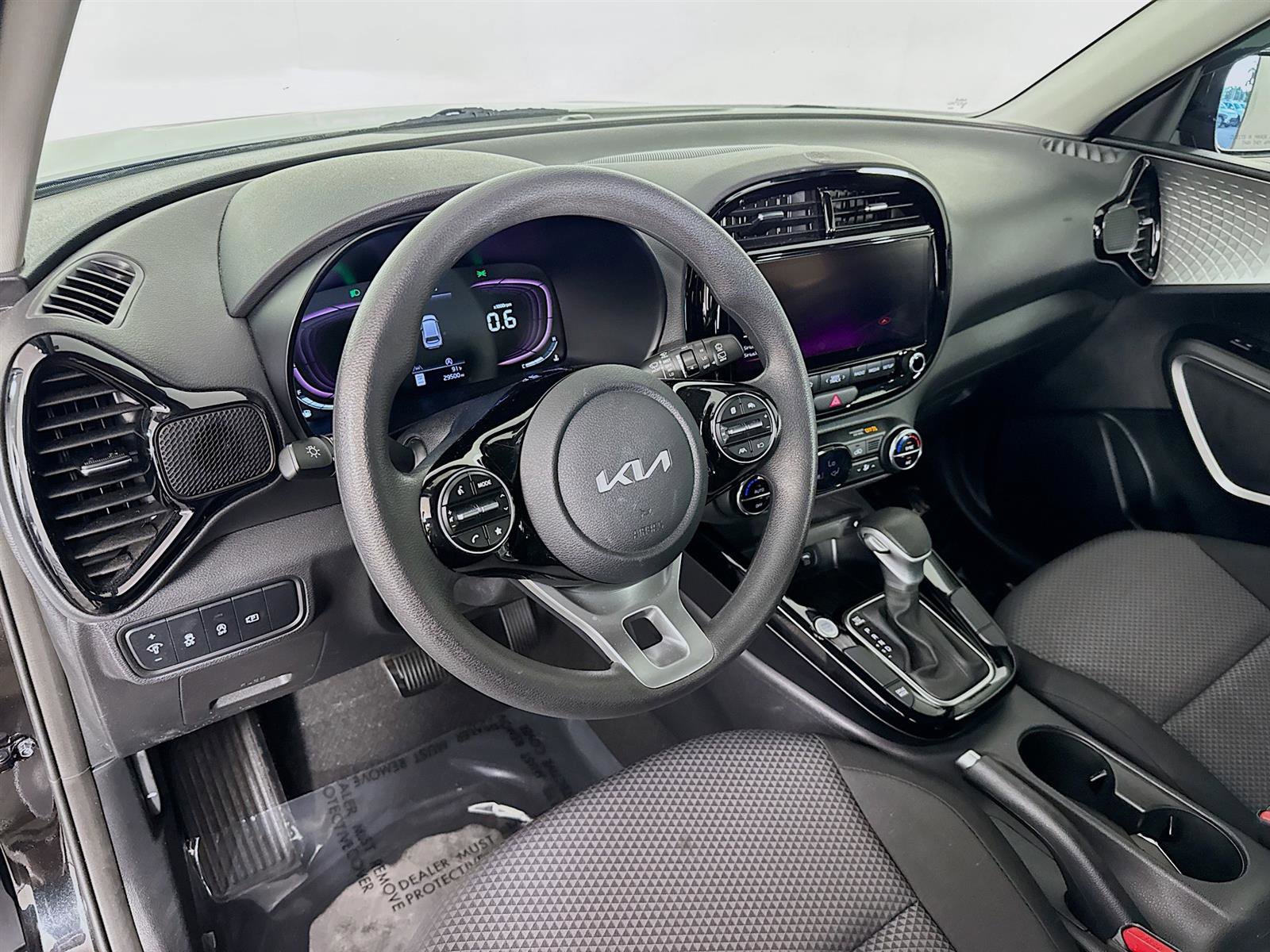 2023 Kia Soul S photo 4