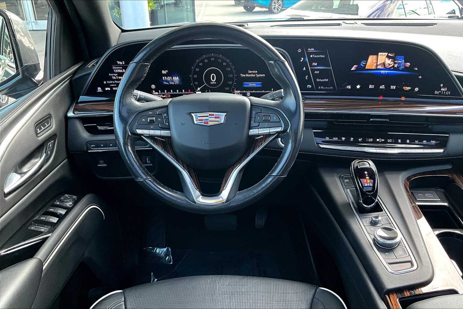2021 Cadillac Escalade Premium Luxury photo 2
