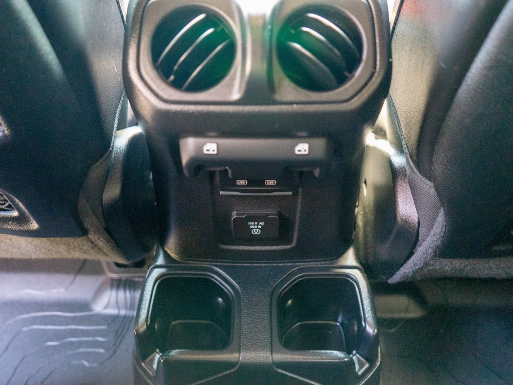 2021 Jeep Gladiator Rubicon photo 13