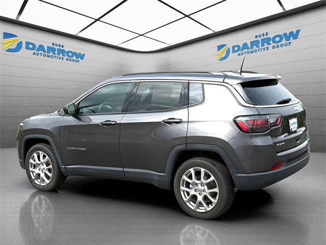 2022 Jeep Compass Latitude Lux photo 3