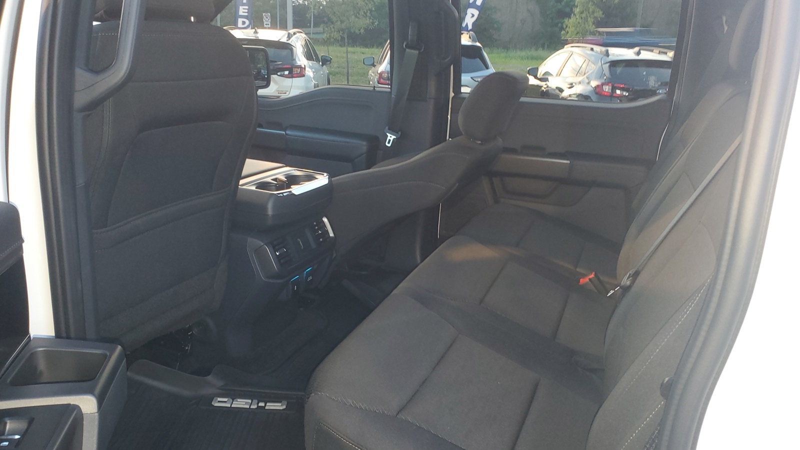 2024 Ford F-150 XLT photo 4