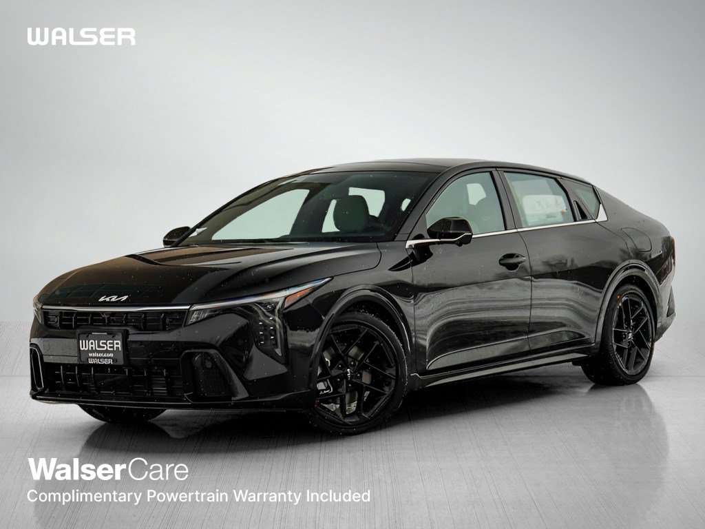 2025 Kia K4 GT-Line Turbo's photo