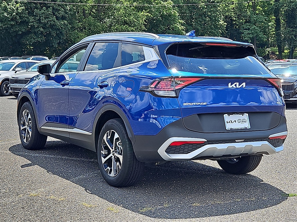 2025 Kia Sportage EX photo 5