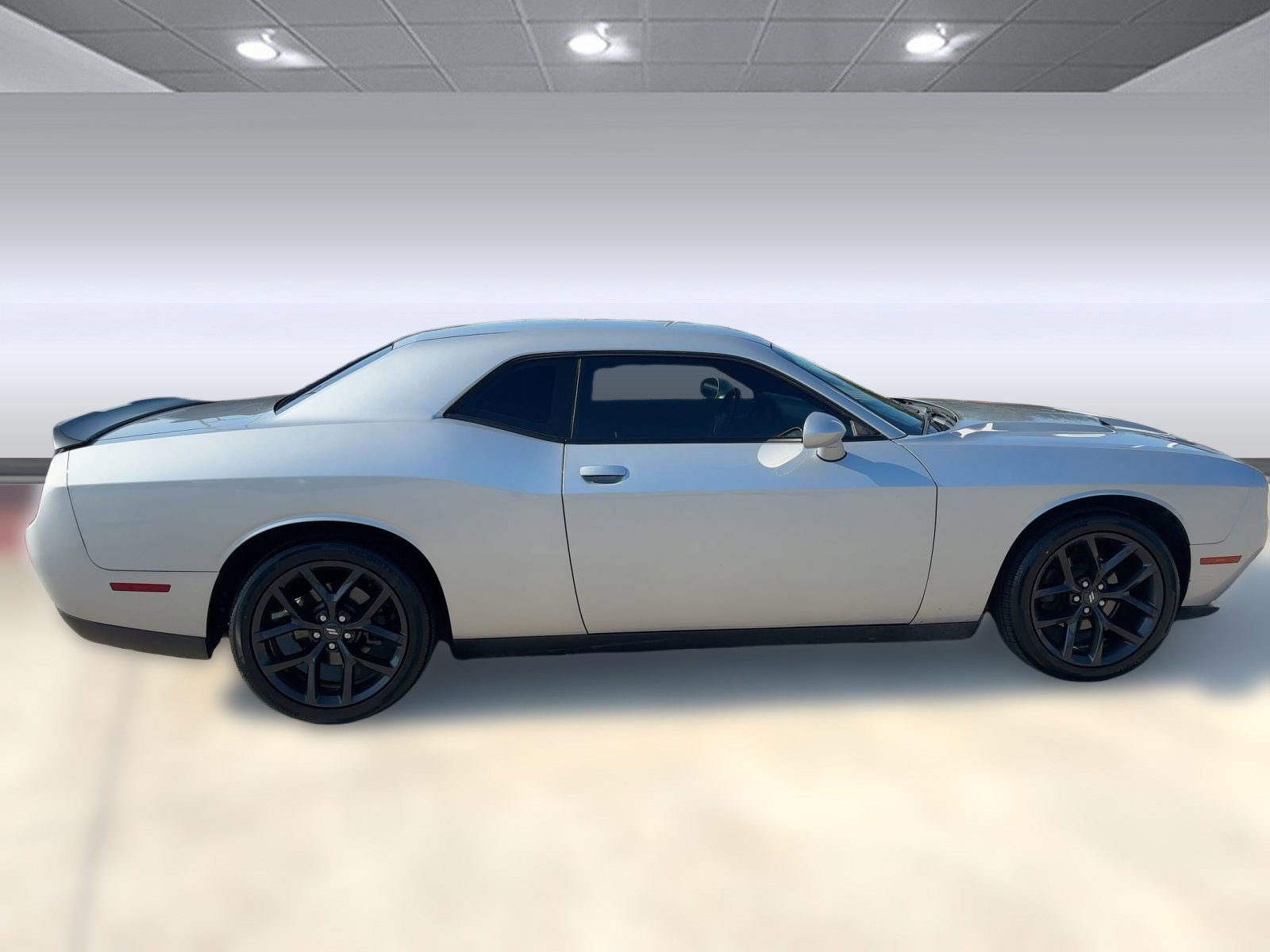 2020 Dodge Challenger SXT photo 8