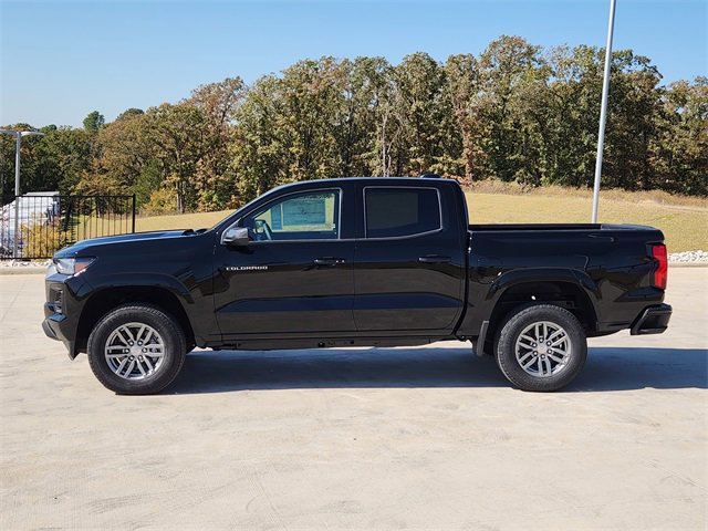 2025 Chevrolet Colorado Work Truck LT photo 3