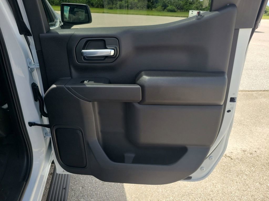 2025 Chevrolet Silverado 1500 photo 40