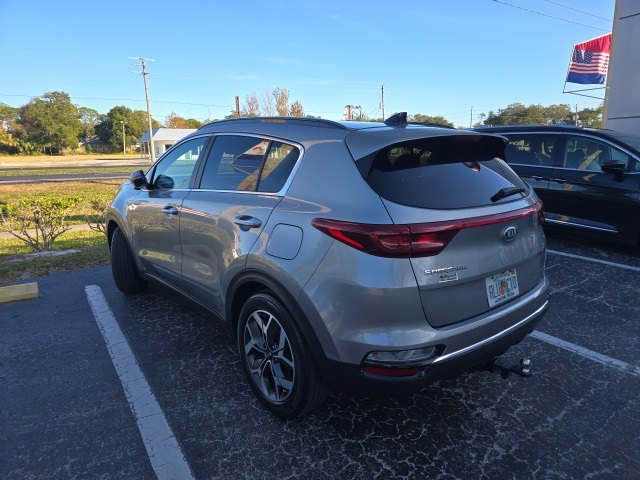 2021 Kia Sportage EX photo 3