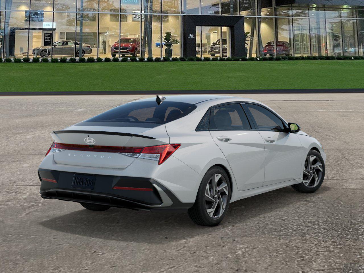 2025 Hyundai Elantra SEL Sport photo 4