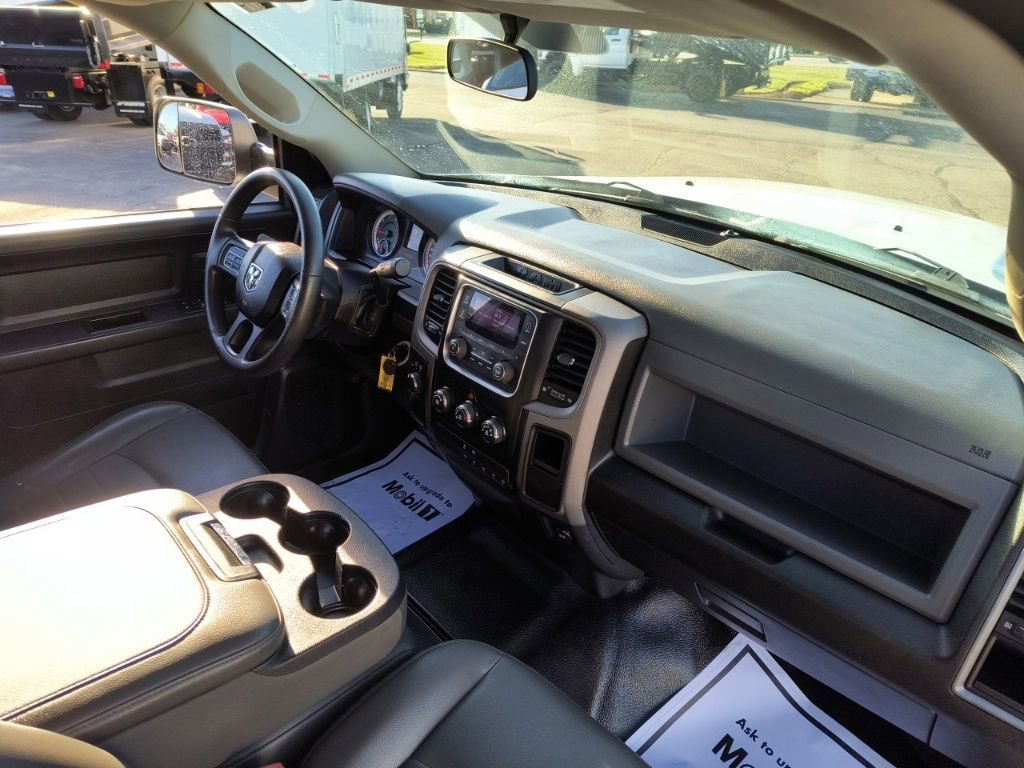 2015 Ram 3500 Tradesman photo 3